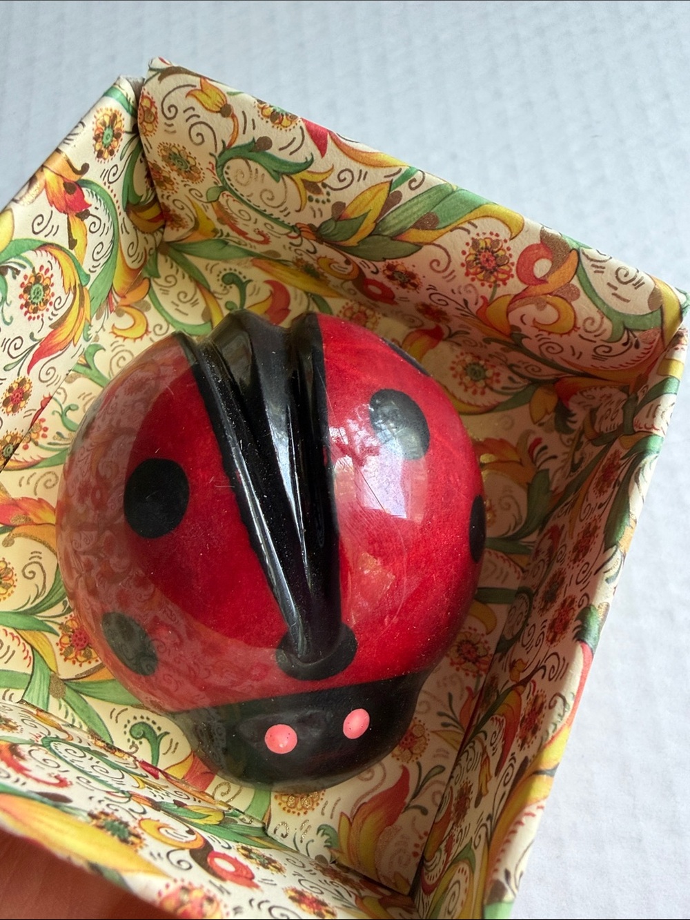 Vintage Ladybug Alabaster Paperweight Italy Handcrafted Gift Box Barnes & Noble